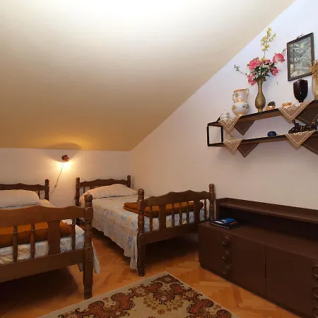 Slavica 382 Apartman Póla