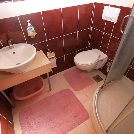 Slavica 382 Apartman Póla