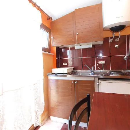 Slavica 382 Apartman Póla